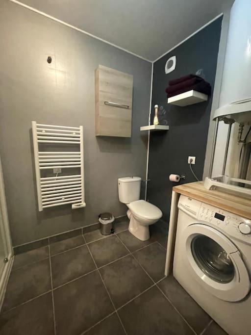 Grand Studio Avec Coin Nuit, Proche Mer Et Montagnes Roquebrune-sur Argens Esterno foto